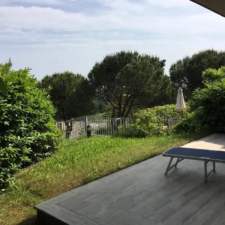 Panoramica Con Giardino A *