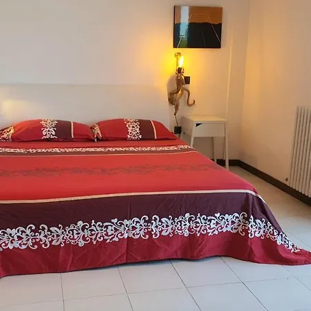 Villa Panoramica Con Giardino A