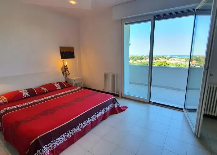 וילה Panoramica Con Giardino A ריצ'יונה