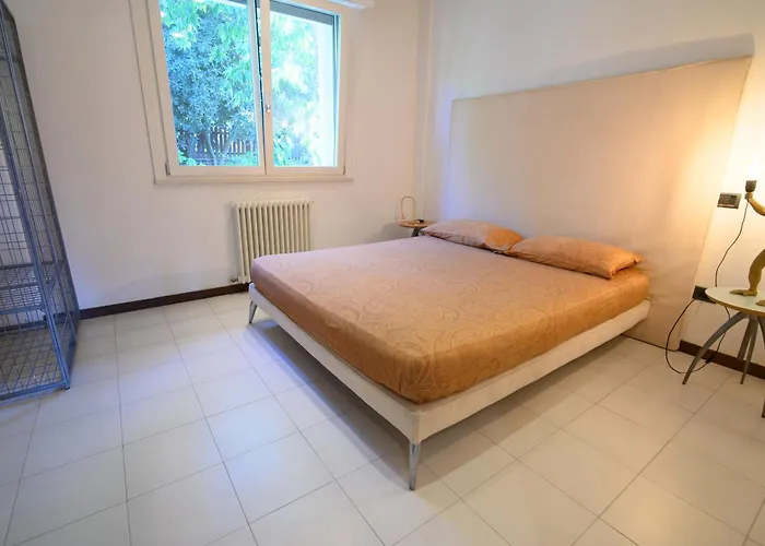 Panoramica Con Giardino A ריצ'יונה