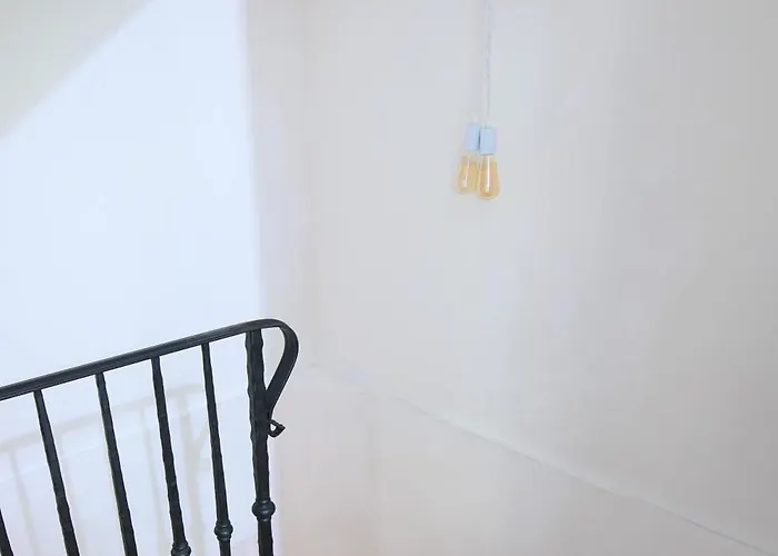 Panoramica Con Giardino A *