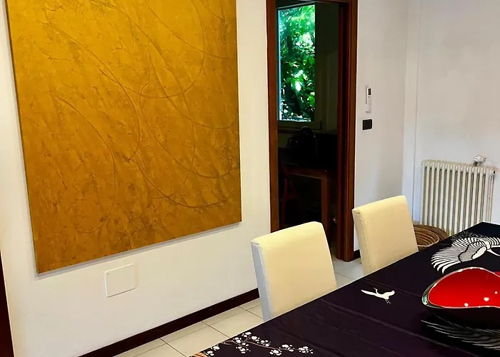 Panoramica Con Giardino A Willa Riccione