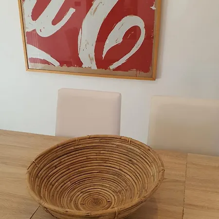 Panoramica Con Giardino A *